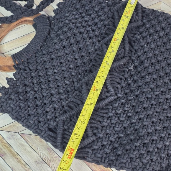 Danielle Nicole Macrame Crochet Black Bag With Wood Handle & Crossbody Strap - Picture 11 of 14